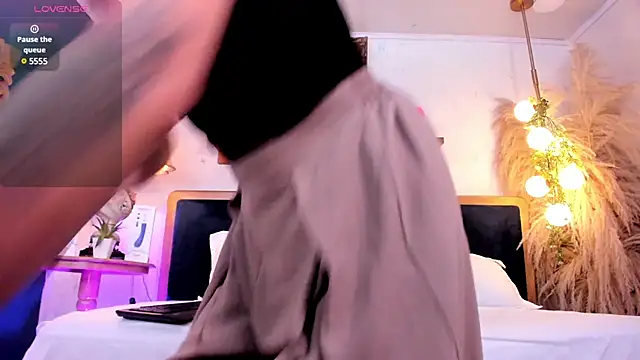 Alice milf  online show from 02-24-25, 11:21