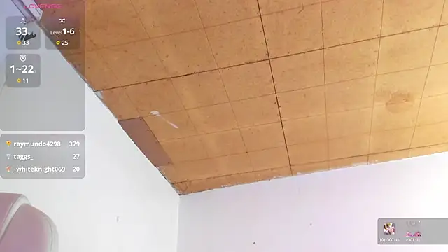 Snapshot of loly_marce chatting on 01-15-25, 02:27 loly marce online show from 01-15-25, 02:27