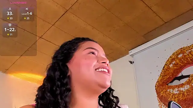 Snapshot of loly_marce chatting on 02-02-25, 09:02 loly marce online show from 02-02-25, 09:02