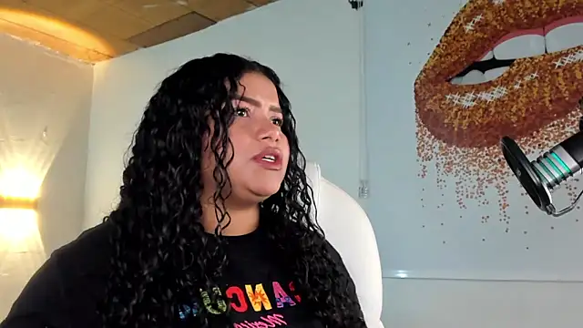 Snapshot of loly_marce chatting on 02-08-25, 09:04 loly marce online show from 02-08-25, 09:04