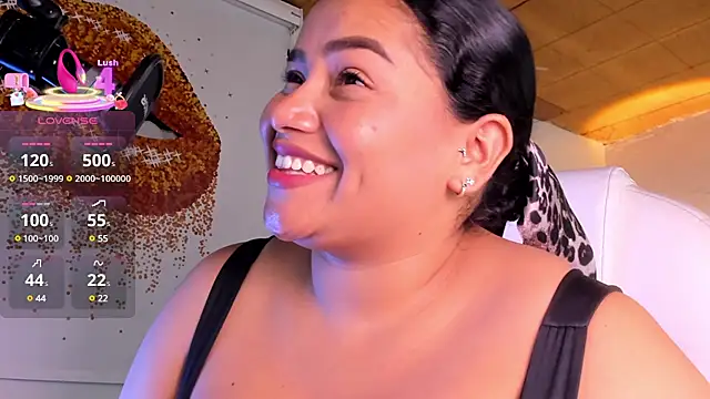 Snapshot of loly_marce chatting on 02-27-25, 12:32 loly marce online show from 02-27-25, 12:32