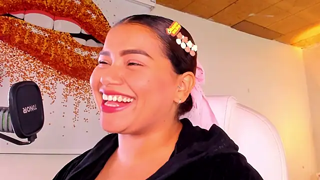 Snapshot of loly_marce chatting on 03-06-25, 09:09 loly marce online show from 03-06-25, 09:09