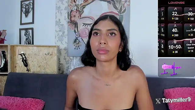 Snapshot of taty_miller chatting on 02-12-25, 08:18 taty miller online show from 02-12-25, 08:18