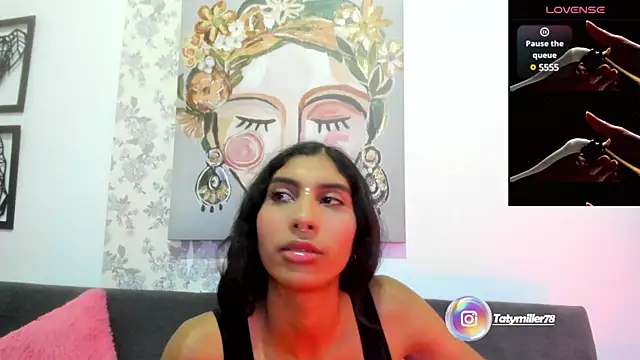 Snapshot of taty_miller chatting on 02-23-25, 07:28 taty miller online show from 02-23-25, 07:28