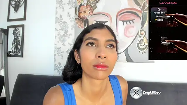 Snapshot of taty_miller chatting on 02-25-25, 08:19 taty miller online show from 02-25-25, 08:19