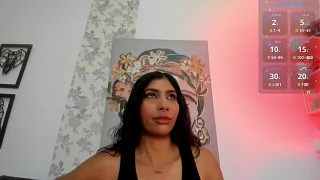 Snapshot of taty_miller chatting on 03-08-25, 08:25 taty miller online show from 03-08-25, 08:25