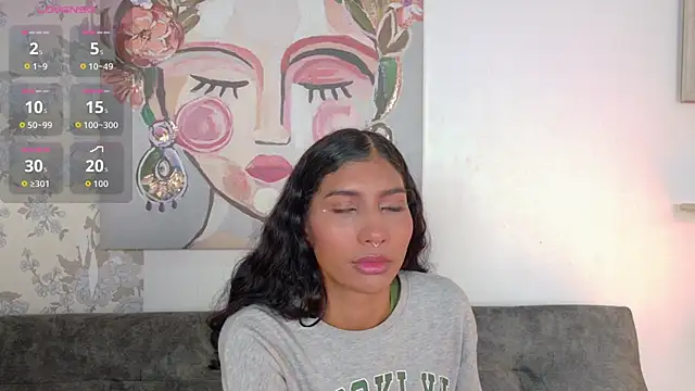 Snapshot of taty_miller chatting on 09-30-25, 06:57 taty miller online show from 09-30-25, 06:57