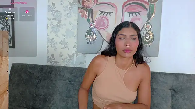 Snapshot of taty_miller chatting on 10-01-25, 08:15 taty miller online show from 10-01-25, 08:15