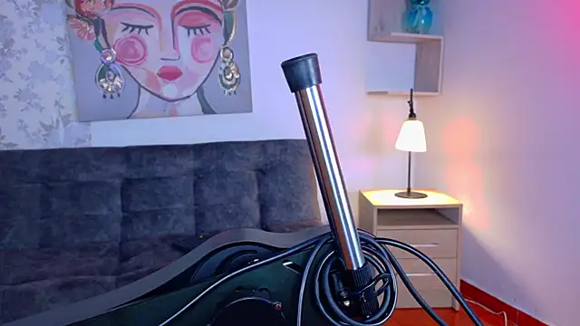 Snapshot of taty_miller chatting on 11-10-25, 08:19 taty miller online show from 11-10-25, 08:19