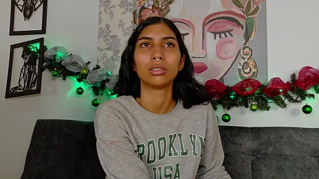 Snapshot of taty_miller chatting on 12-04-25, 08:28 taty miller online show from 12-04-25, 08:28