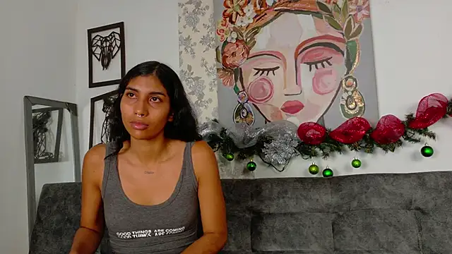 Snapshot of taty_miller chatting on 12-14-25, 06:34 taty miller online show from 12-14-25, 06:34