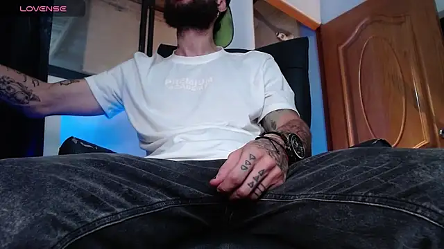 ren stipee online show from 03-03-25, 12:48