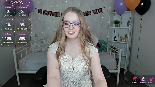 Polly  Cutie online show from 11-02-25, 05:32