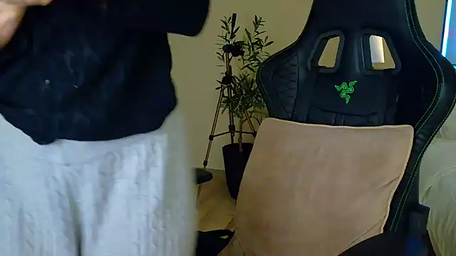 joycesilver online show from 02-08-26, 08:40