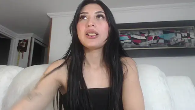 Snapshot of Nicolette_ks_ chatting on 03-21-25, 05:00 Nicolette ks  online show from 03-21-25, 05:00