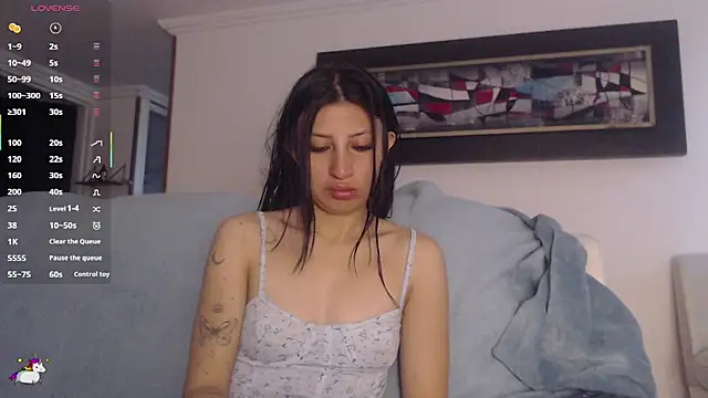 Snapshot of Nicolette_ks_ chatting on 10-09-25, 08:51 Nicolette ks  online show from 10-09-25, 08:51