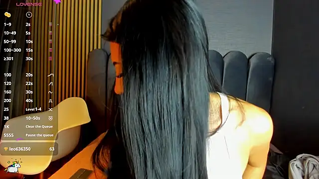 Nicolette ks  online show from 02-11-26, 04:17