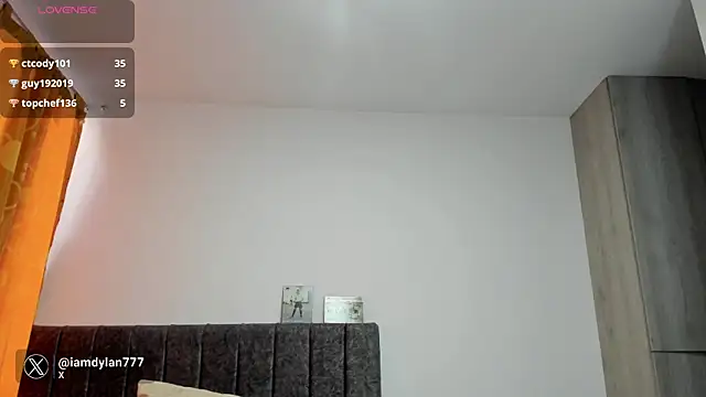 Snapshot of Iamdylan777 chatting on 12-31-24, 09:28 Iamdylan777 online show from 12-31-24, 09:28