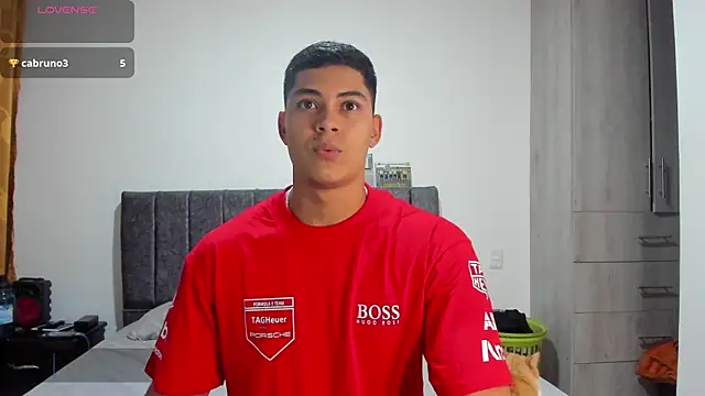 Snapshot of Iamdylan777 chatting on 01-06-25, 12:05 Iamdylan777 online show from 01-06-25, 12:05