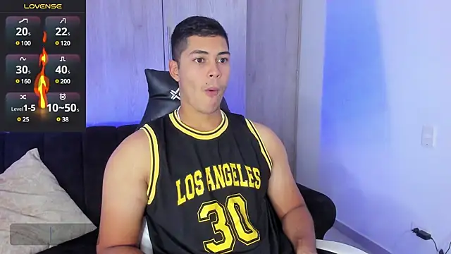 Snapshot of Iamdylan777 chatting on 02-23-25, 09:48 Iamdylan777 online show from 02-23-25, 09:48