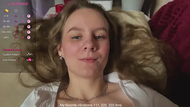 Hot Thumbelina online show from 11-24-25, 02:22