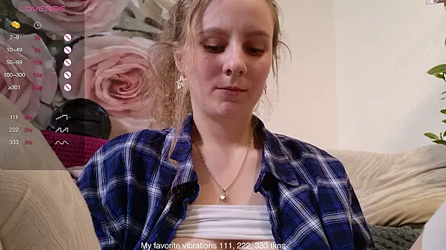 Hot Thumbelina online show from 02-20-26, 06:26