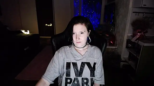 Kira Bakker online show from 03-06-25, 10:15