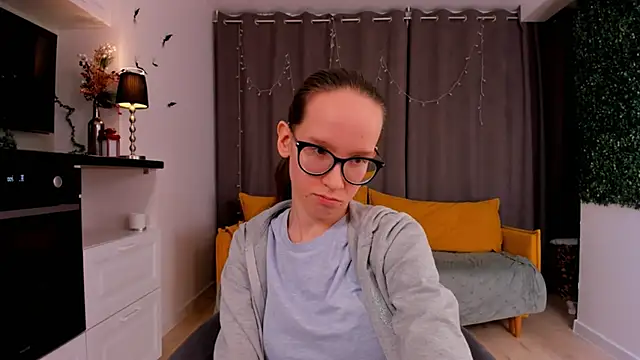 BettyBrowni online show from 02-08-25, 07:16