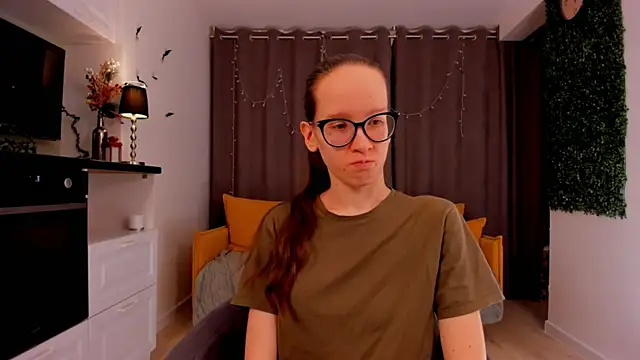 BettyBrowni online show from 02-10-25, 04:14