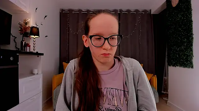 BettyBrowni online show from 02-12-25, 10:15