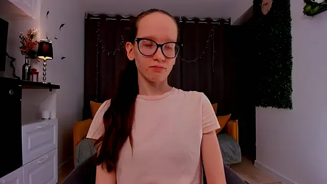 BettyBrowni online show from 02-14-25, 01:13