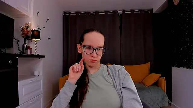 BettyBrowni online show from 02-16-25, 01:25