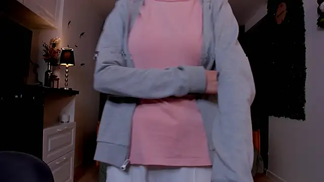 BettyBrowni online show from 02-19-25, 07:16