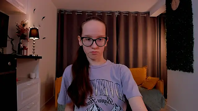 BettyBrowni online show from 02-20-25, 04:03