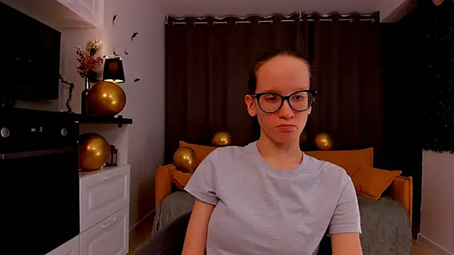 BettyBrowni online show from 02-24-25, 07:09