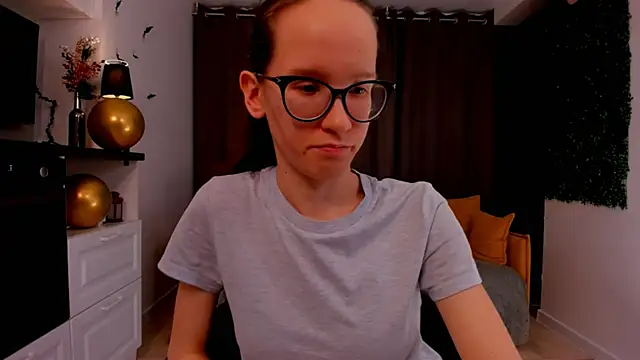 BettyBrowni online show from 02-25-25, 01:20