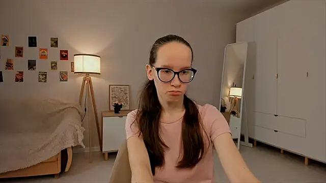 BettyBrowni online show from 03-15-25, 04:10