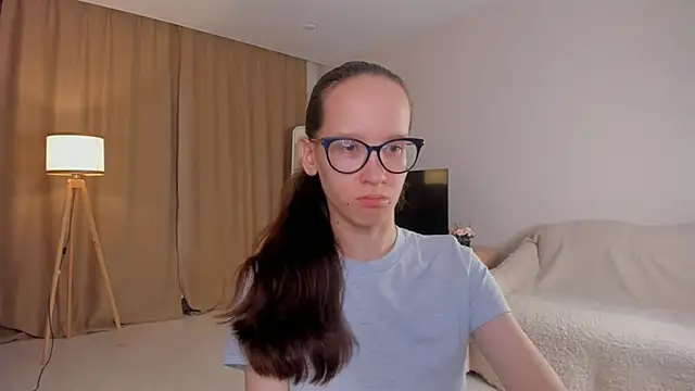 BettyBrowni online show from 10-15-25, 04:07