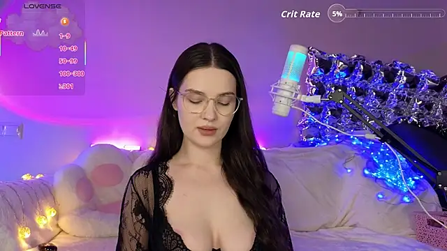 AokiAnna online show from 04-21-26, 08:31