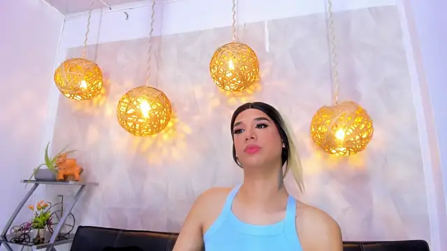 victoria aleia  online show from 02-28-25, 08:28