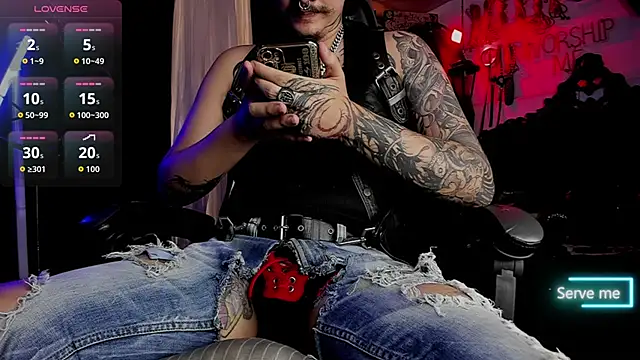 Snapshot of allanhurtss chatting on 11-29-25, 07:06 allanhurtss online show from 11-29-25, 07:06