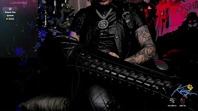 Snapshot of allanhurtss chatting on 12-18-25, 06:47 allanhurtss online show from 12-18-25, 06:47