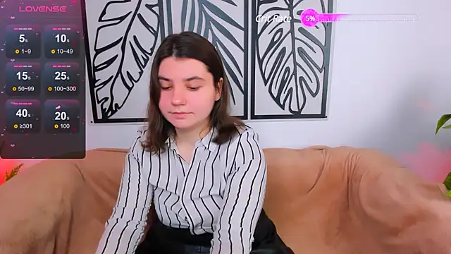 Viola  Shy online show from 01-25-25, 08:31