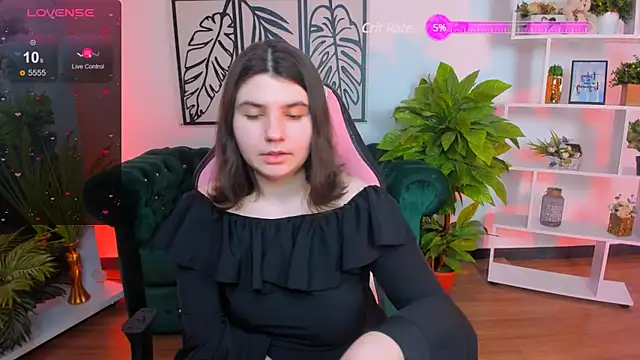 Viola  Shy online show from 02-13-25, 09:06