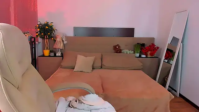 Viola  Shy online show from 03-04-26, 09:32