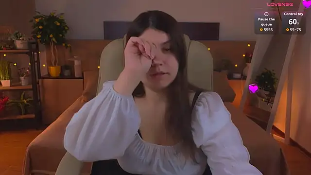 Viola  Shy online show from 07-12-26, 08:11