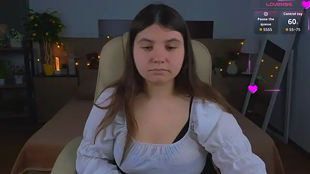 Viola  Shy online show from 07-28-26, 08:45