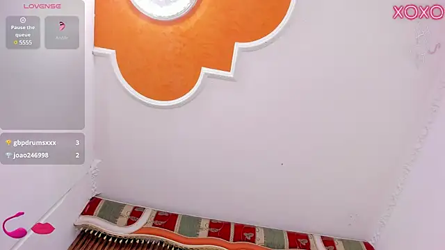 EmmyCruzZ online show from 02-22-25, 08:18