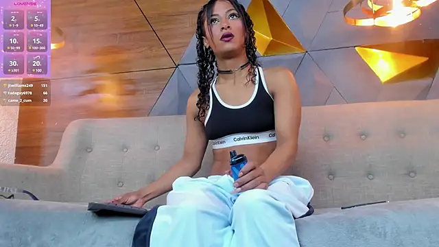 Snapshot of sarah_banks1 chatting on 01-23-25, 07:07 sarah banks1 online show from 01-23-25, 07:07