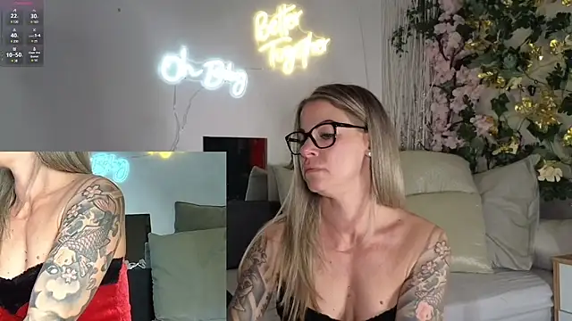 Snapshot of Tatjana_Sue chatting on 12-09-24, 07:39 Tatjana Sue online show from 12-09-24, 07:39